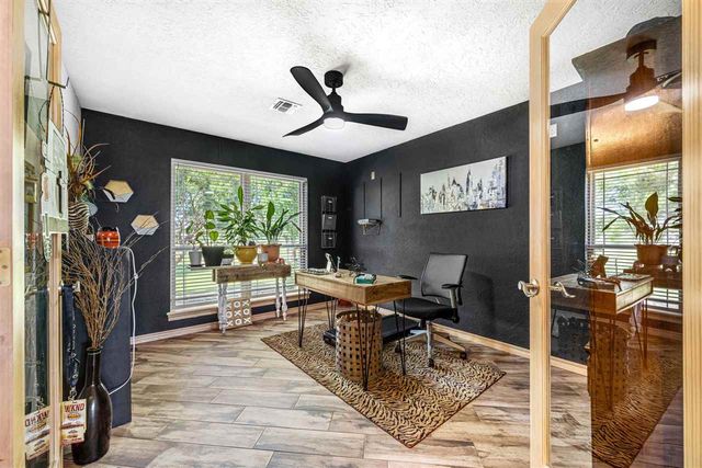 15897 W Gore Blvd, Cache, OK 73527