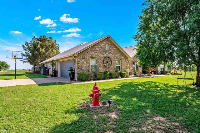 15897 W Gore Blvd, Cache, OK 73527