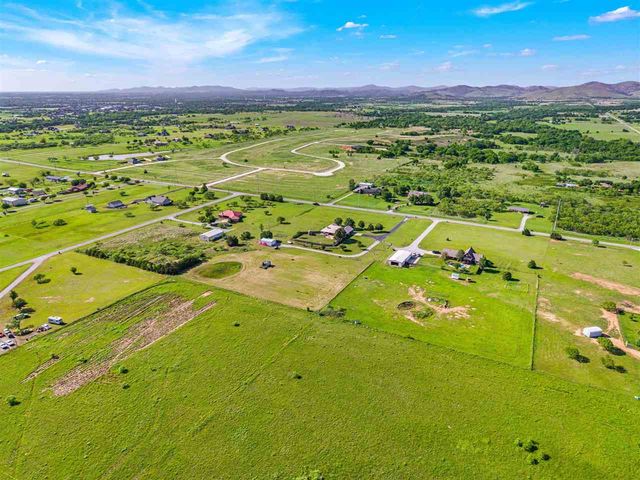 15897 W Gore Blvd, Cache, OK 73527