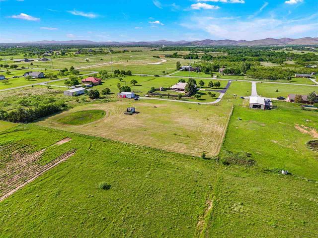 15897 W Gore Blvd, Cache, OK 73527