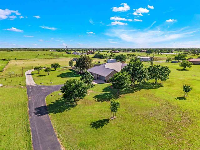 15897 W Gore Blvd, Cache, OK 73527