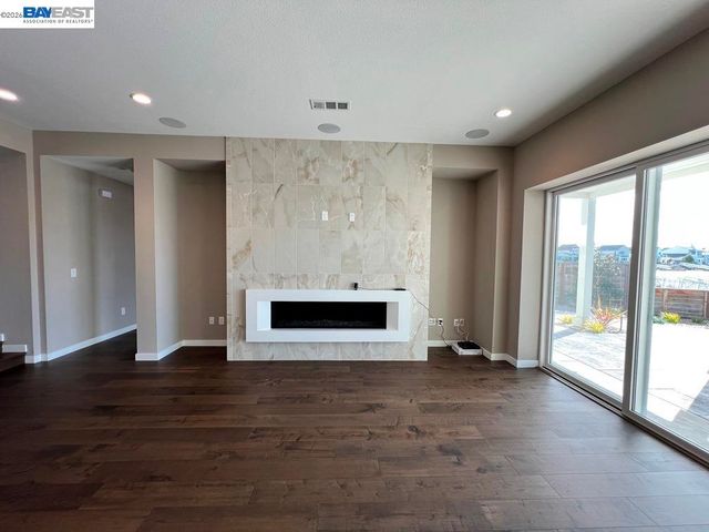 3125 Delta Coves Dr, Bethel Island, CA 94511