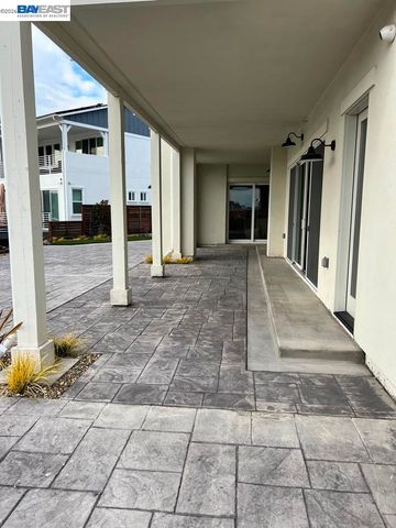 3125 Delta Coves Dr, Bethel Island, CA 94511