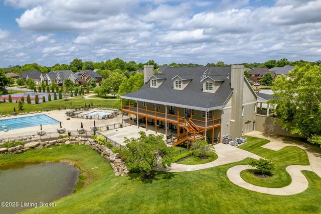 11037 Perwinkle Ln, Louisville, KY 40291