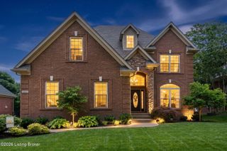 11037 Perwinkle Ln, Louisville, KY 40291