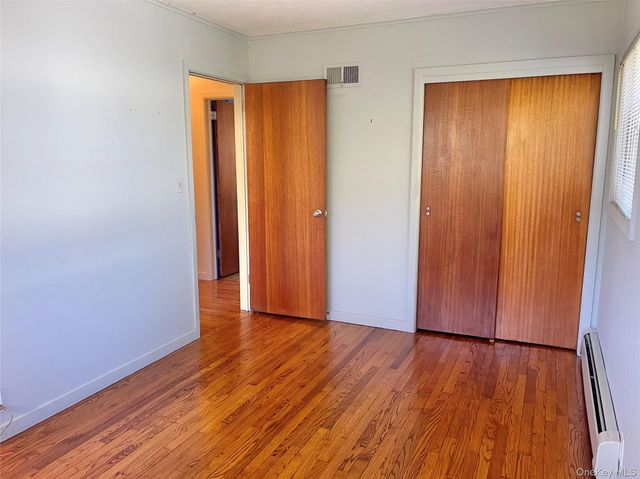 48 Old Town Lane, Huntington, NY 11743