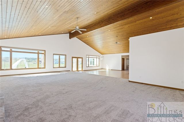 325 Three Wolf ROAD, Huntley, MT 59037