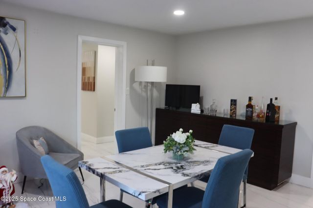 363 Royal Street SE, Palm Bay, FL 32909