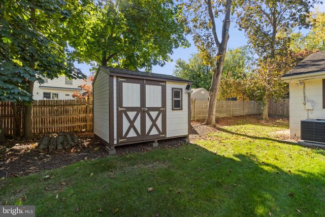 406 GRAISBURY AVE, Haddonfield, NJ 08033