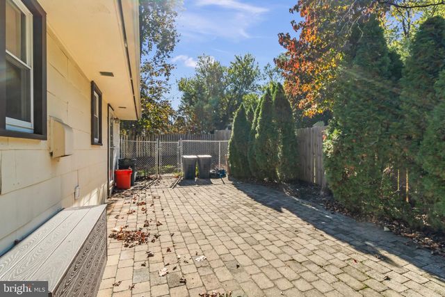 406 GRAISBURY AVE, Haddonfield, NJ 08033