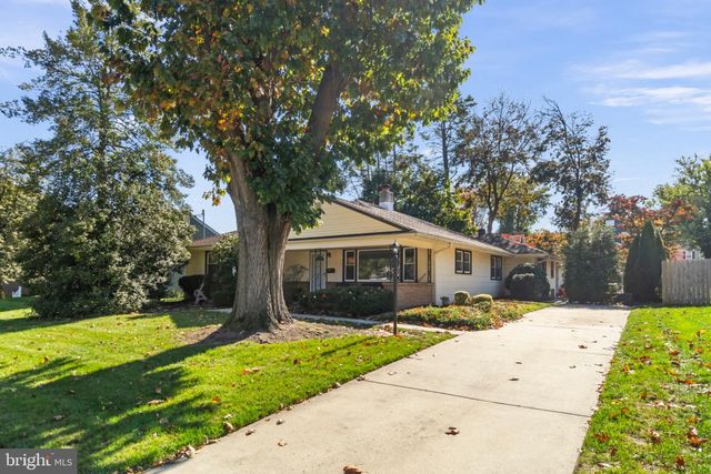 406 GRAISBURY AVE, Haddonfield, NJ 08033