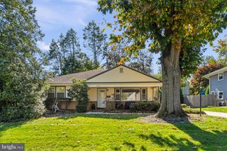 406 GRAISBURY AVE, Haddonfield, NJ 08033