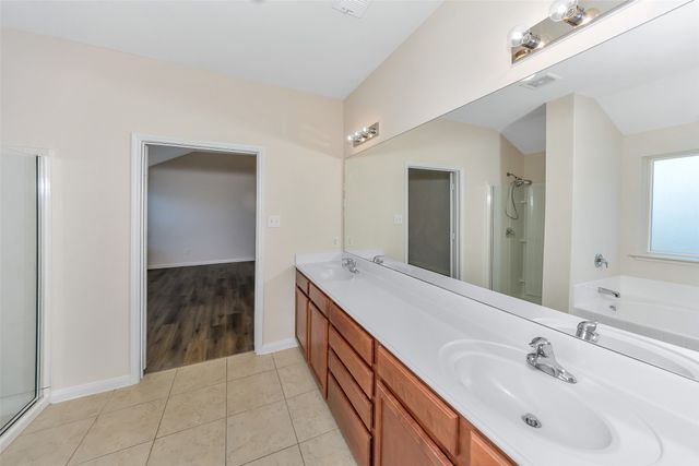 4820 Cedar Springs Drive, Fort Worth, TX 76179