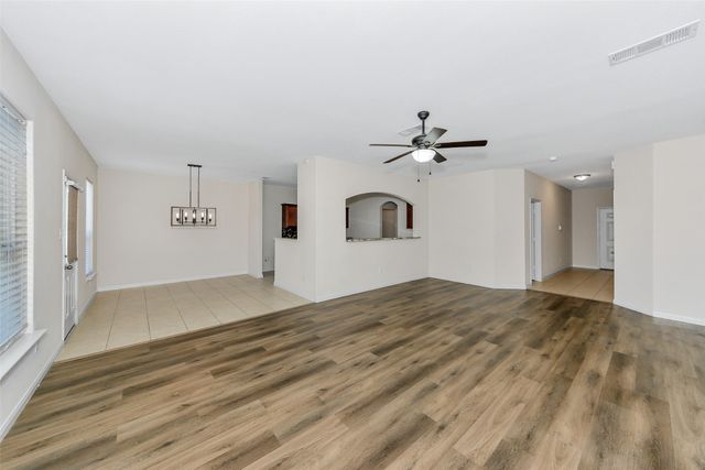 4820 Cedar Springs Drive, Fort Worth, TX 76179