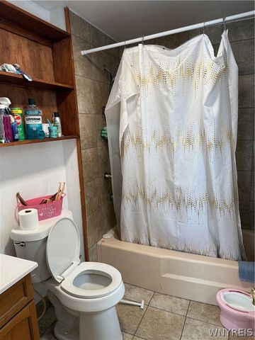 720 Monteagle Street, Niagara Falls, NY 14305