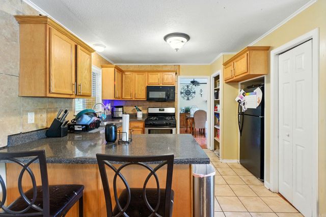 1900 Broken Arrow Drive, North Little Rock, AR 72118