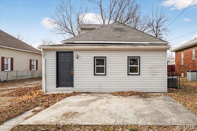 112 N 4th Street, Dupo, IL 62239