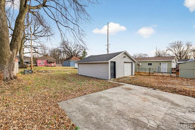 112 N 4th Street, Dupo, IL 62239