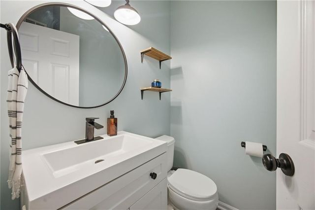 1846 W Cedar Street, Olathe, KS 66061