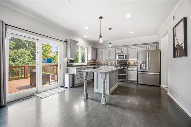 1846 W Cedar Street, Olathe, KS 66061