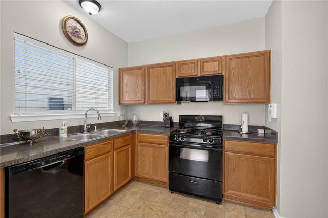 1633 Nichole Woods Drive, Houston, TX 77047