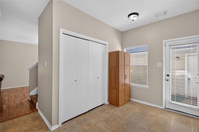 1633 Nichole Woods Drive, Houston, TX 77047