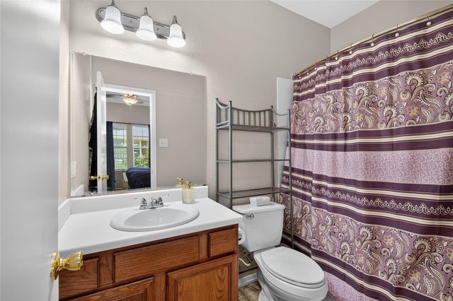 1633 Nichole Woods Drive, Houston, TX 77047
