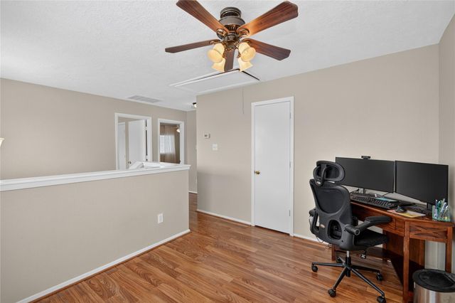 1633 Nichole Woods Drive, Houston, TX 77047