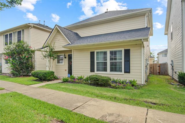 1633 Nichole Woods Drive, Houston, TX 77047