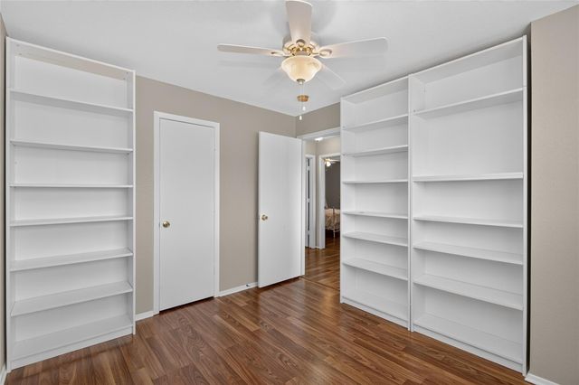 1633 Nichole Woods Drive, Houston, TX 77047