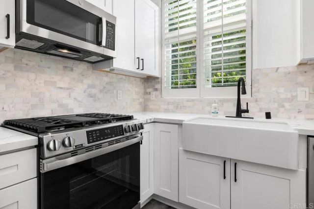 110 W Island Avenue, San Diego, CA 92101