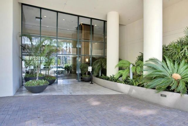 110 W Island Avenue, San Diego, CA 92101