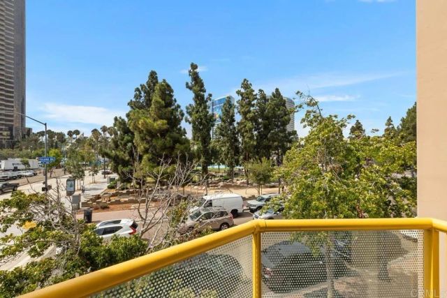 110 W Island Avenue, San Diego, CA 92101