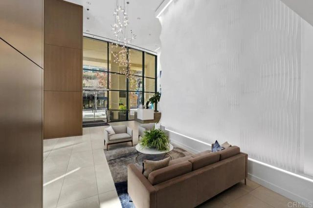 110 W Island Avenue, San Diego, CA 92101