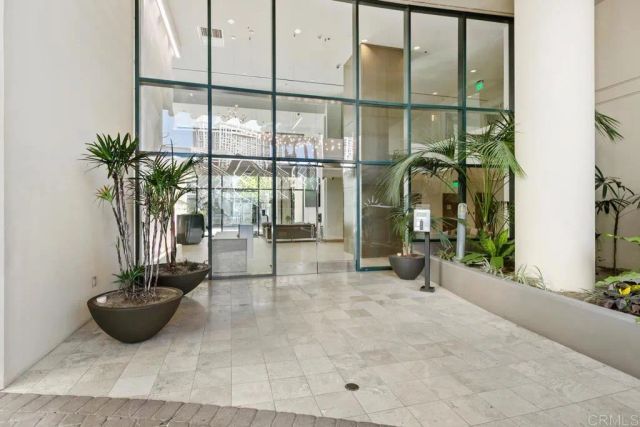 110 W Island Avenue, San Diego, CA 92101