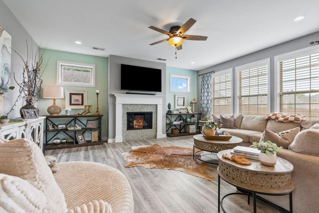 1137 Haddrell Point, Lexington, KY 40509