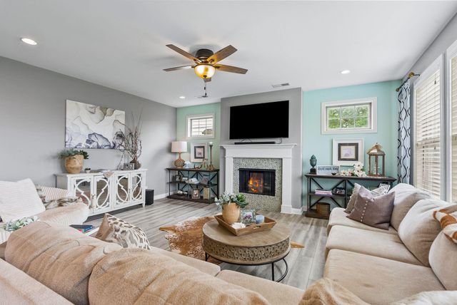 1137 Haddrell Point, Lexington, KY 40509