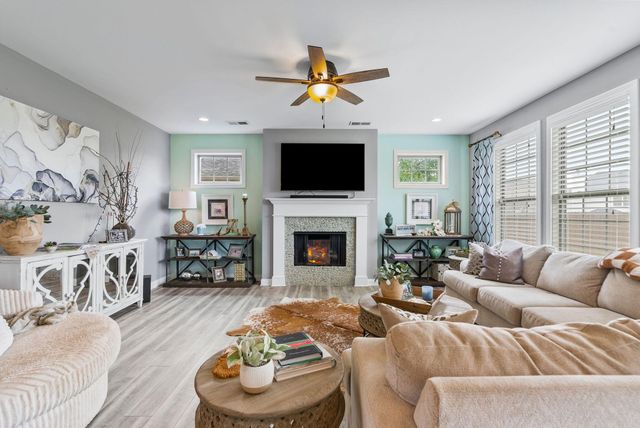 1137 Haddrell Point, Lexington, KY 40509