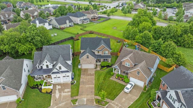 1137 Haddrell Point, Lexington, KY 40509