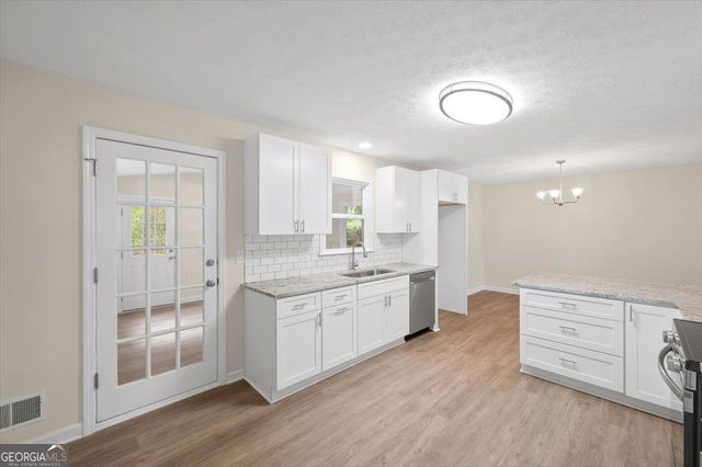 4471 Myrtle Hill Road NE, Kennesaw, GA 30144