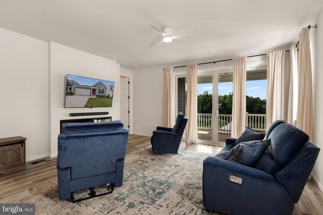 140 POE DR, Winchester, VA 22602