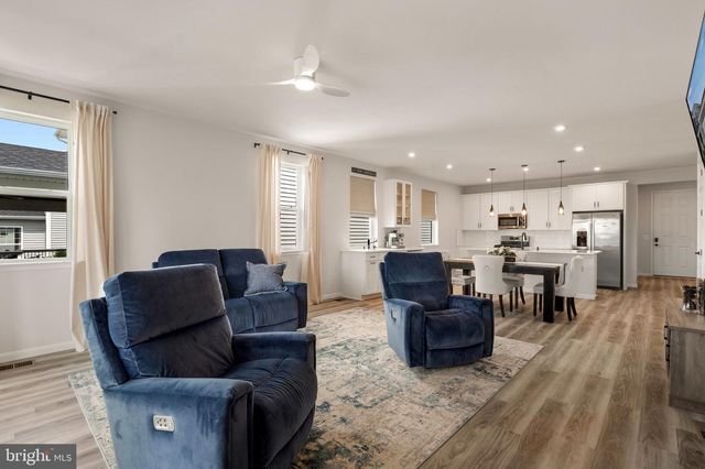 140 POE DR, Winchester, VA 22602