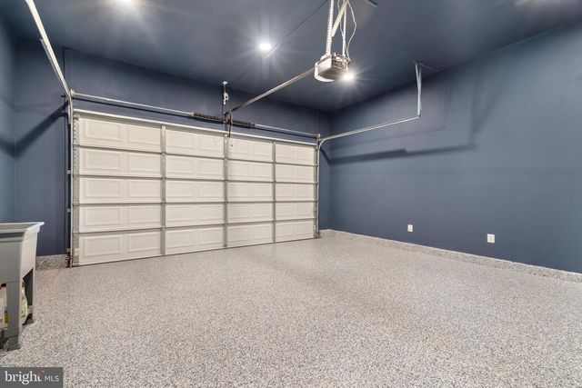 140 POE DR, Winchester, VA 22602