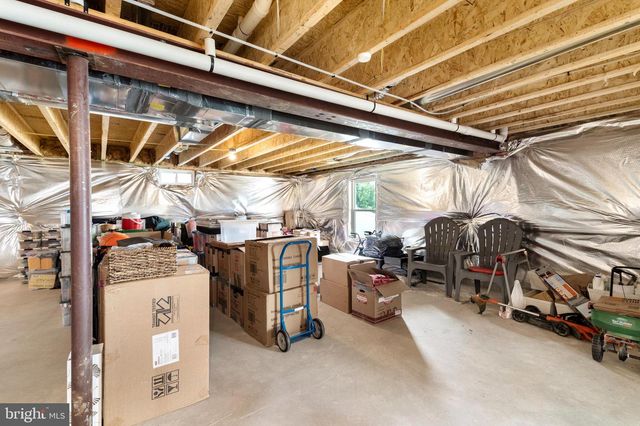140 POE DR, Winchester, VA 22602