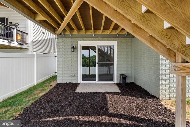 140 POE DR, Winchester, VA 22602