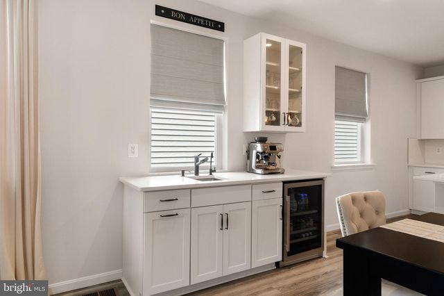 140 POE DR, Winchester, VA 22602