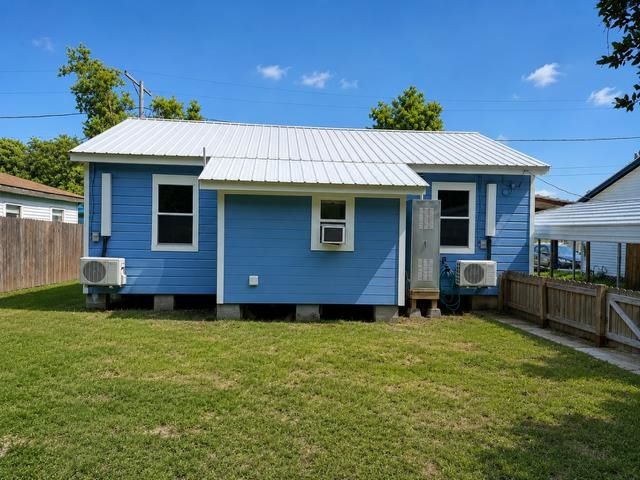 165 Carlos Street, Houma, LA 70364