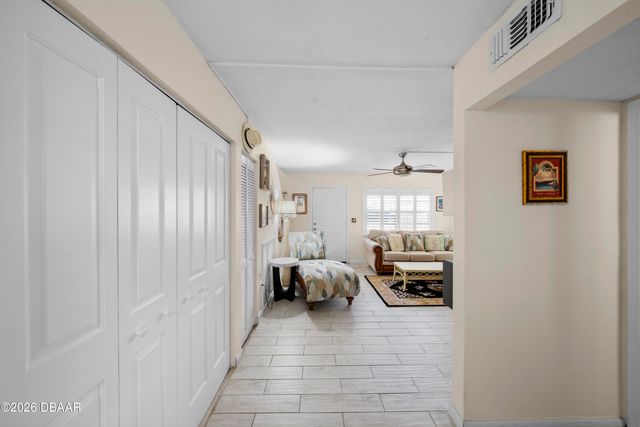 3750 S Atlantic Ave Apt 19, Daytona Beach Shores, FL 32118