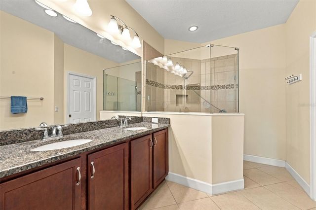 704 CHIPPER DRIVE, Sun City Center, FL 33573