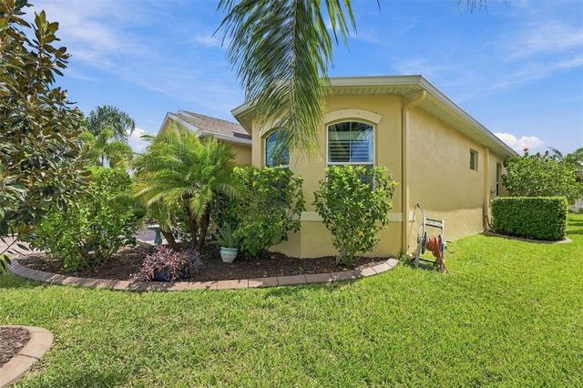 704 CHIPPER DRIVE, Sun City Center, FL 33573